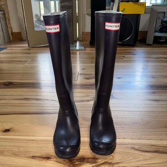 Hunter Wellington Boots Tall Sz 6 Aubergine Matte - Picture 2 of 7
